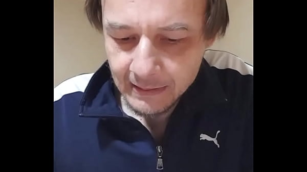 Coroa gostosa faz trio safado com o marido no paraíso