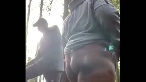 Fomos passear e acabamos transando na natureza parte 3