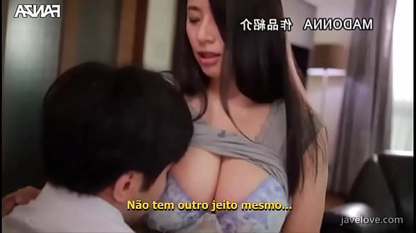 Madrasta dá ajuda inesperada para hana haruna